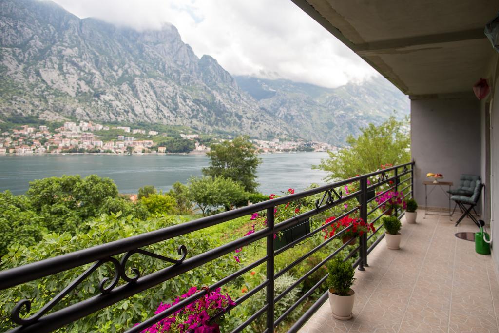 Apartment Bambo Tre Sorrele Kotor Ngoại thất bức ảnh