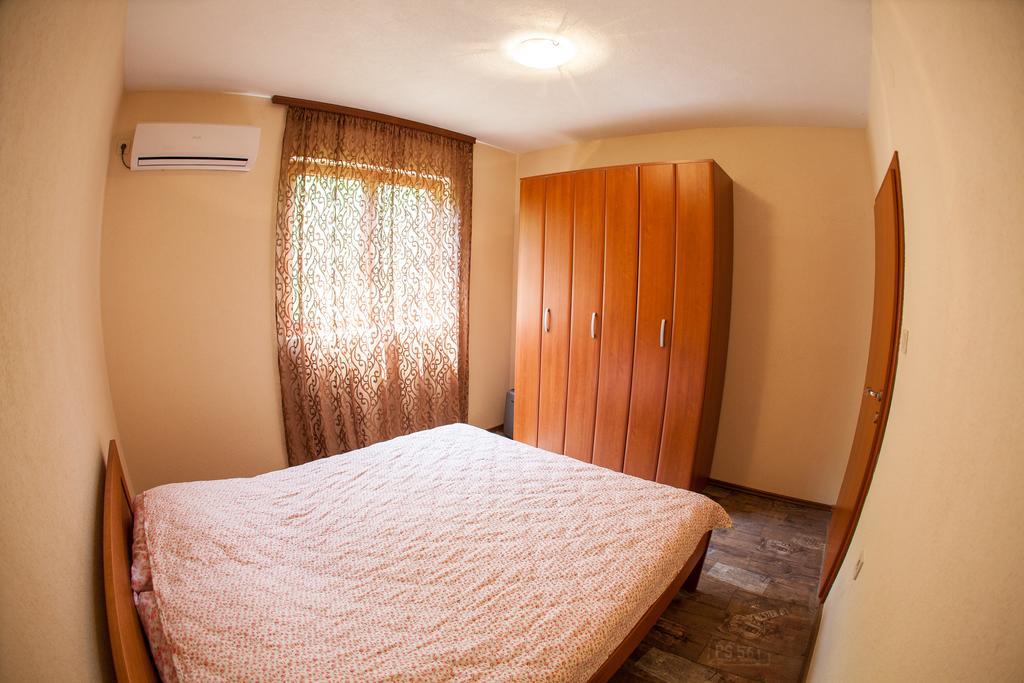 Apartment Bambo Tre Sorrele Kotor Ngoại thất bức ảnh