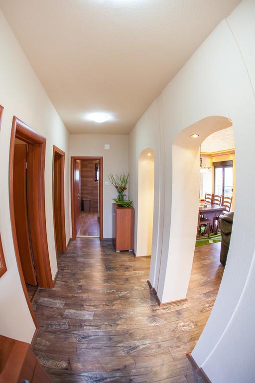 Apartment Bambo Tre Sorrele Kotor Ngoại thất bức ảnh